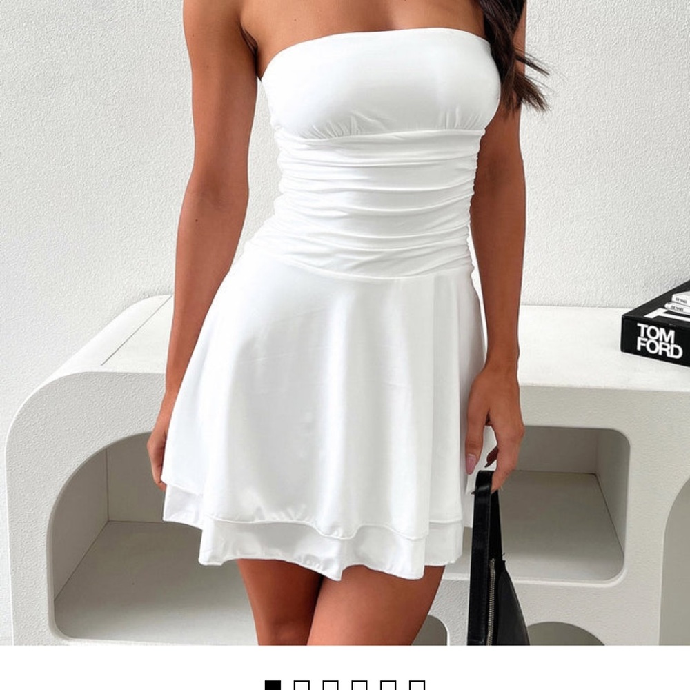 AVEDA Strapless Dress in Cream